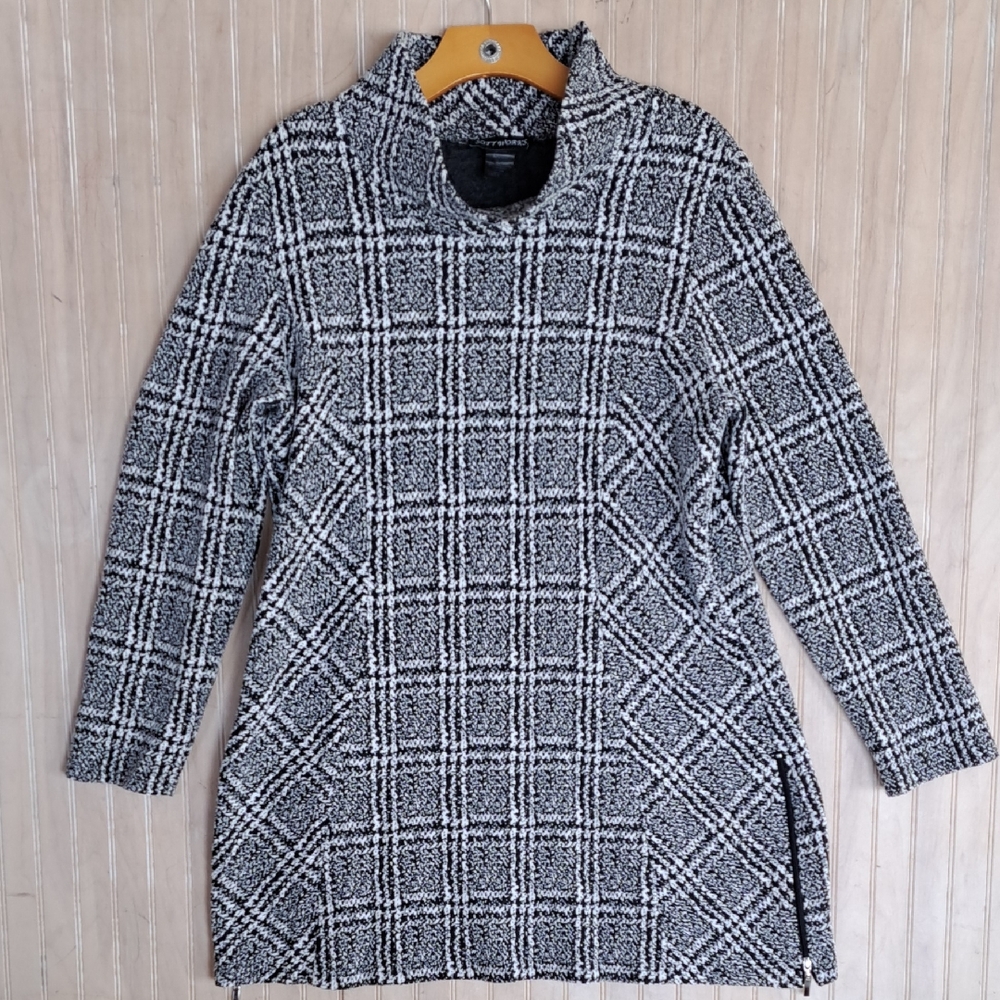 Soft Works Blk Wht Plaid Tunic Sweater Top Long Sleeve Mock Neck Zip Hem Comfy